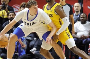 状元弗拉格顶不动布朗尼，詹姆斯儿子这次真争气！