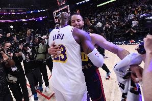 半岛体育APP-鲍尔：库里是这时代最有影响力球员 4000三分比老詹得分更易接近