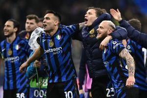 半岛体育APP-全身而退！国米5名大将避免拿黄停赛，半决赛可完全体出战巴萨