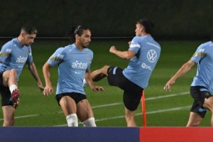 半岛体育-【前瞻】主帅频繁调试阵容 乌拉圭首发仍扑朔迷离